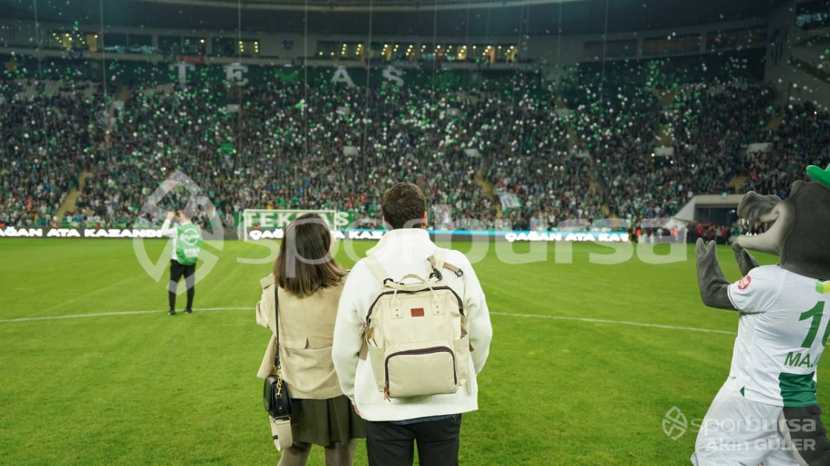 BURSASPOR - MENEMEN FK MAÇ FOTOĞRAFLARI