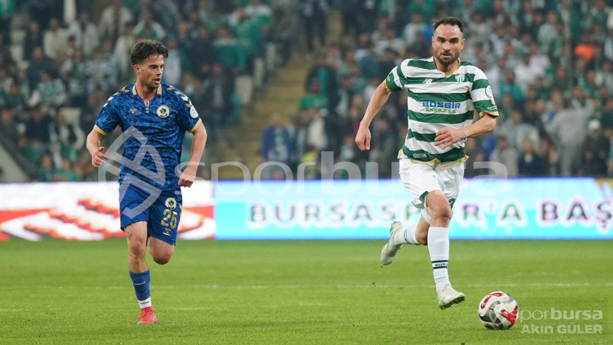 BURSASPOR - MENEMEN FK MAÇ FOTOĞRAFLARI