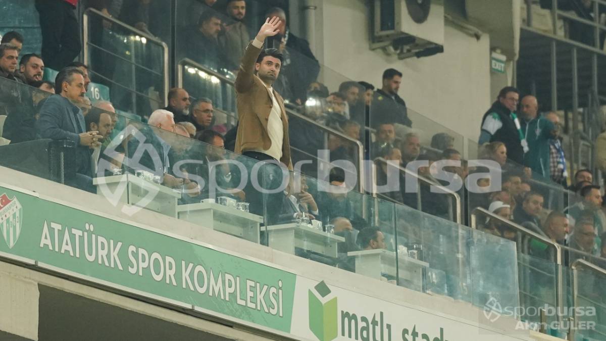 BURSASPOR - MENEMEN FK MAÇ FOTOĞRAFLARI