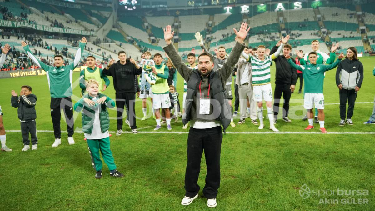 BURSASPOR - MENEMEN FK MAÇ FOTOĞRAFLARI