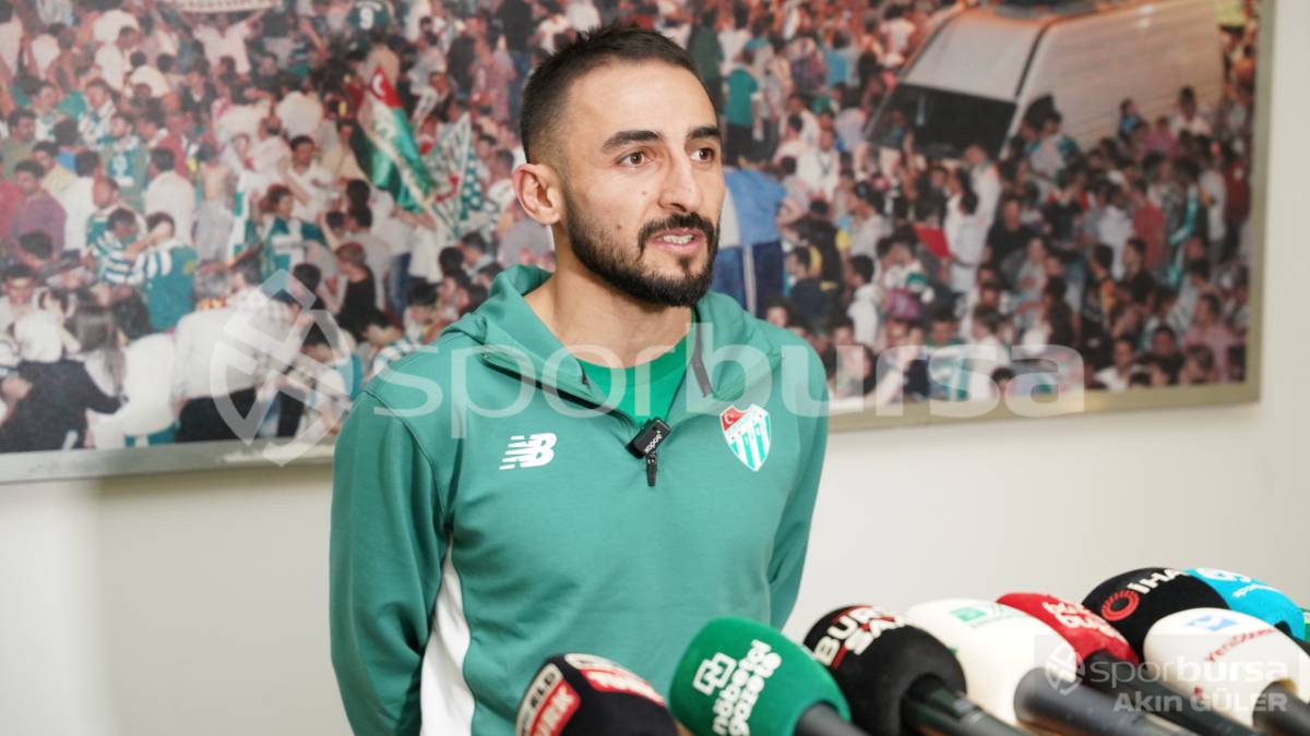 BURSASPOR - MENEMEN FK MAÇ FOTOĞRAFLARI