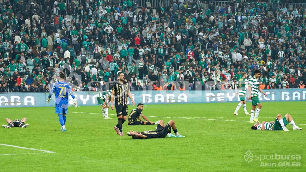 BURSASPOR - MUŞSPOR MAÇ FOTOĞRAFLARI