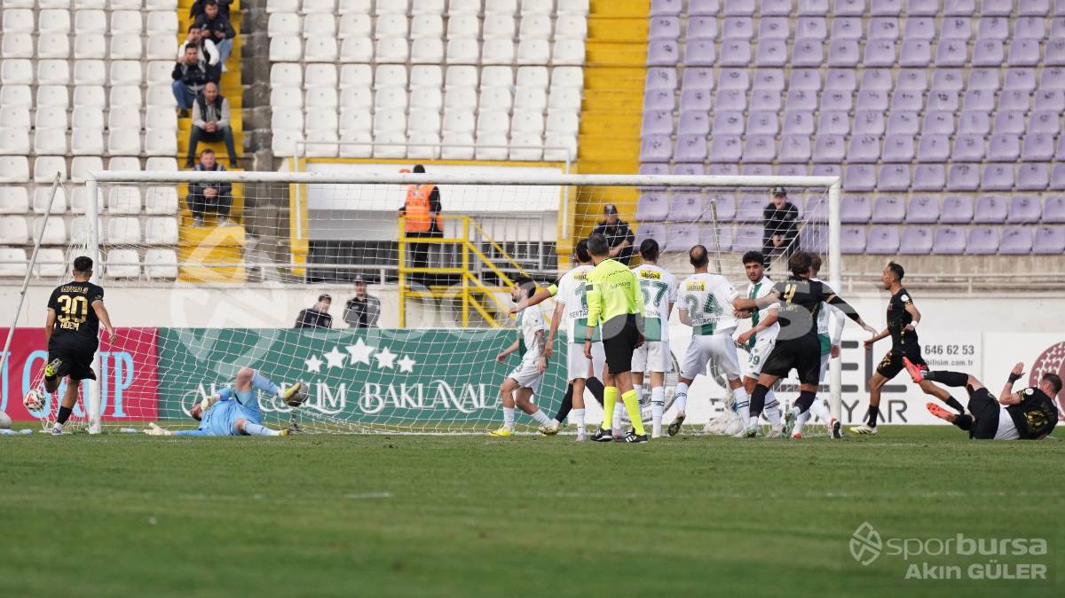 GÜZİDE GEBZE - BURSASPOR MAÇ FOTOĞRAFLARI