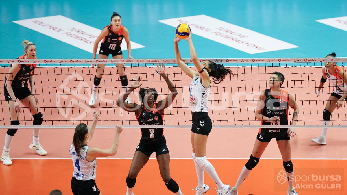 NİLÜFER BELEDİYESPOR EKER - ECZACIBAŞI MAÇI FOTOĞRAFLARI
