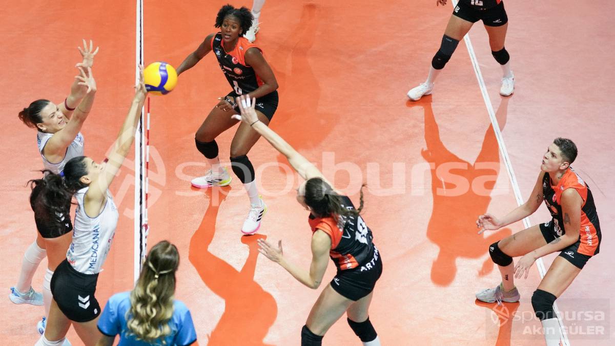 NİLÜFER BELEDİYESPOR EKER - ECZACIBAŞI MAÇI FOTOĞRAFLARI