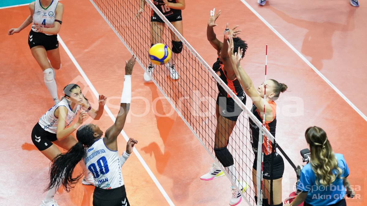 NİLÜFER BELEDİYESPOR EKER - ECZACIBAŞI MAÇI FOTOĞRAFLARI