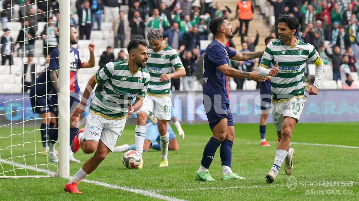 BURSASPOR - FETHİYESPOR MAÇ FOTOĞRAFLARI