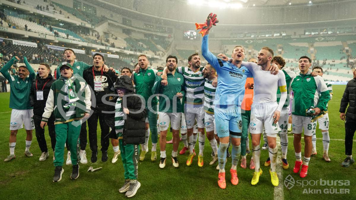 BURSASPOR - FETHİYESPOR MAÇ FOTOĞRAFLARI