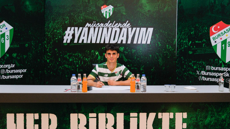 Bursaspor'da transfer! O isim imzayı attı