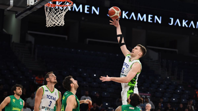 Tofaş Trabzonspor önünde