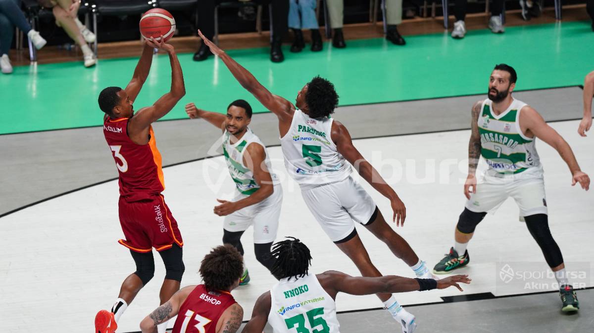 BURSASPOR - GALATASARAY MAÇ FOTOĞRAFLARI