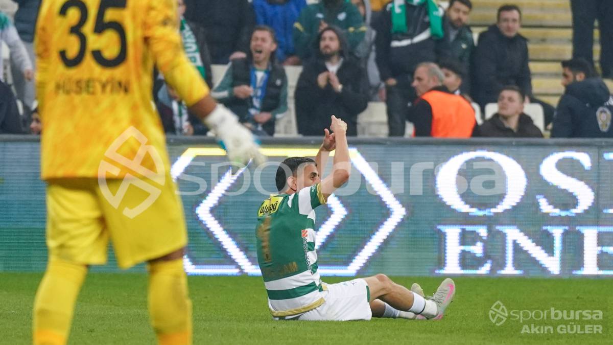 BURSASPOR - ANKARA DEMİRSPOR MAÇ FOTOĞRAFLARI