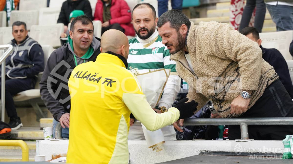 BURSASPOR - ALİAĞA FK MAÇ FOTOĞRAFLARI