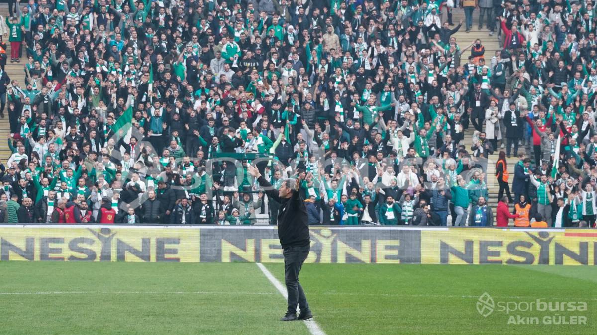 BURSASPOR - ALİAĞA FK MAÇ FOTOĞRAFLARI