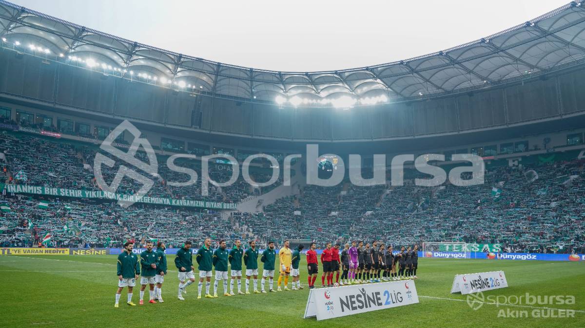 BURSASPOR - ALİAĞA FK MAÇ FOTOĞRAFLARI