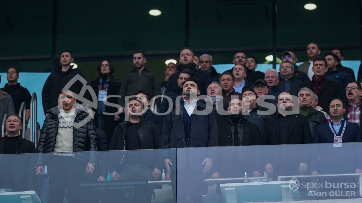 BURSASPOR - ALİAĞA FK MAÇ FOTOĞRAFLARI