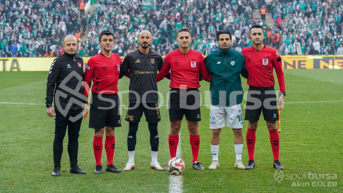 BURSASPOR - ALİAĞA FK MAÇ FOTOĞRAFLARI