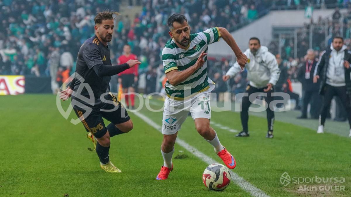 BURSASPOR - ALİAĞA FK MAÇ FOTOĞRAFLARI