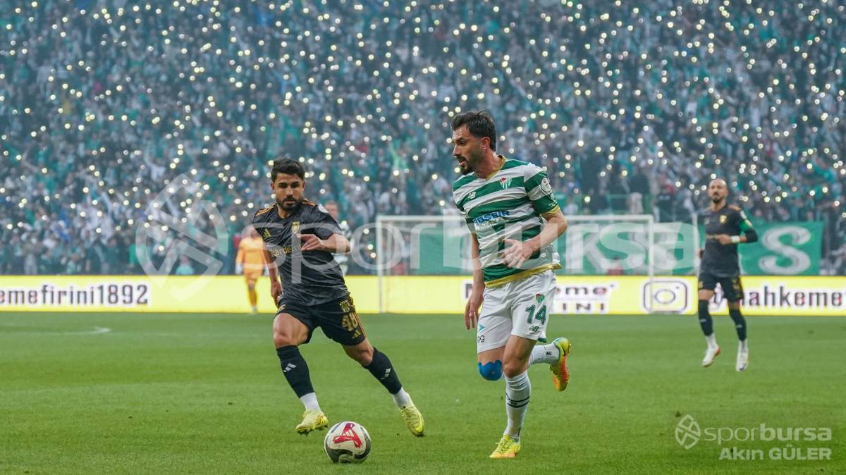 BURSASPOR - ALİAĞA FK MAÇ FOTOĞRAFLARI