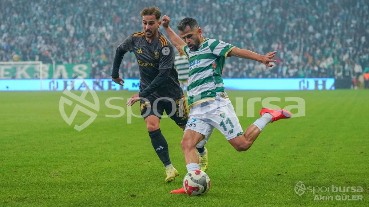 BURSASPOR - ALİAĞA FK MAÇ FOTOĞRAFLARI