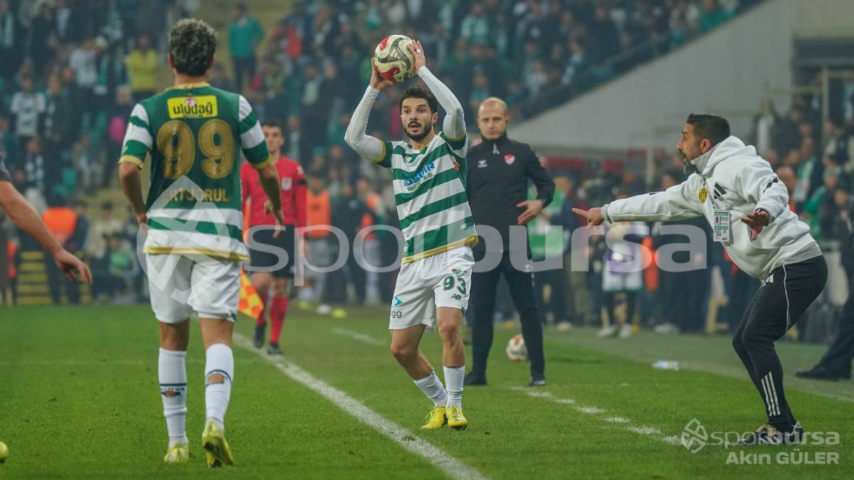 BURSASPOR - ALİAĞA FK MAÇ FOTOĞRAFLARI