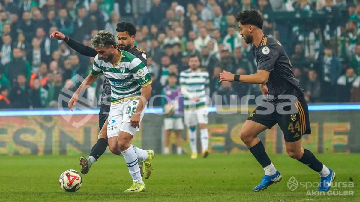 BURSASPOR - ALİAĞA FK MAÇ FOTOĞRAFLARI
