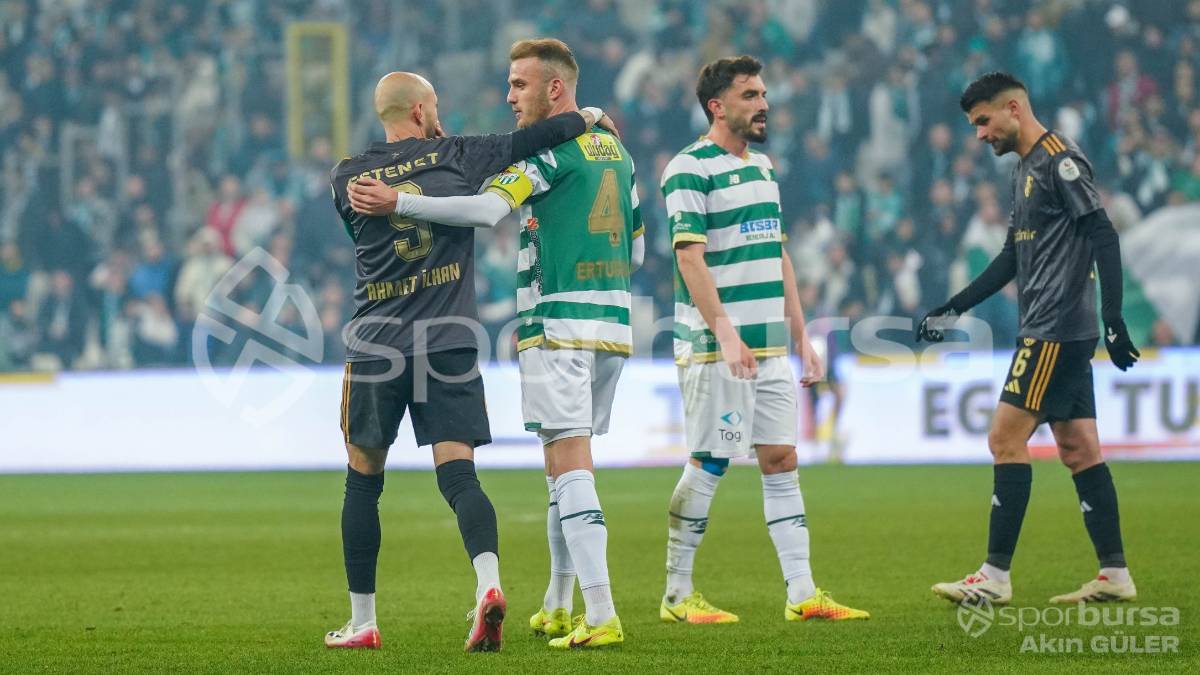 BURSASPOR - ALİAĞA FK MAÇ FOTOĞRAFLARI