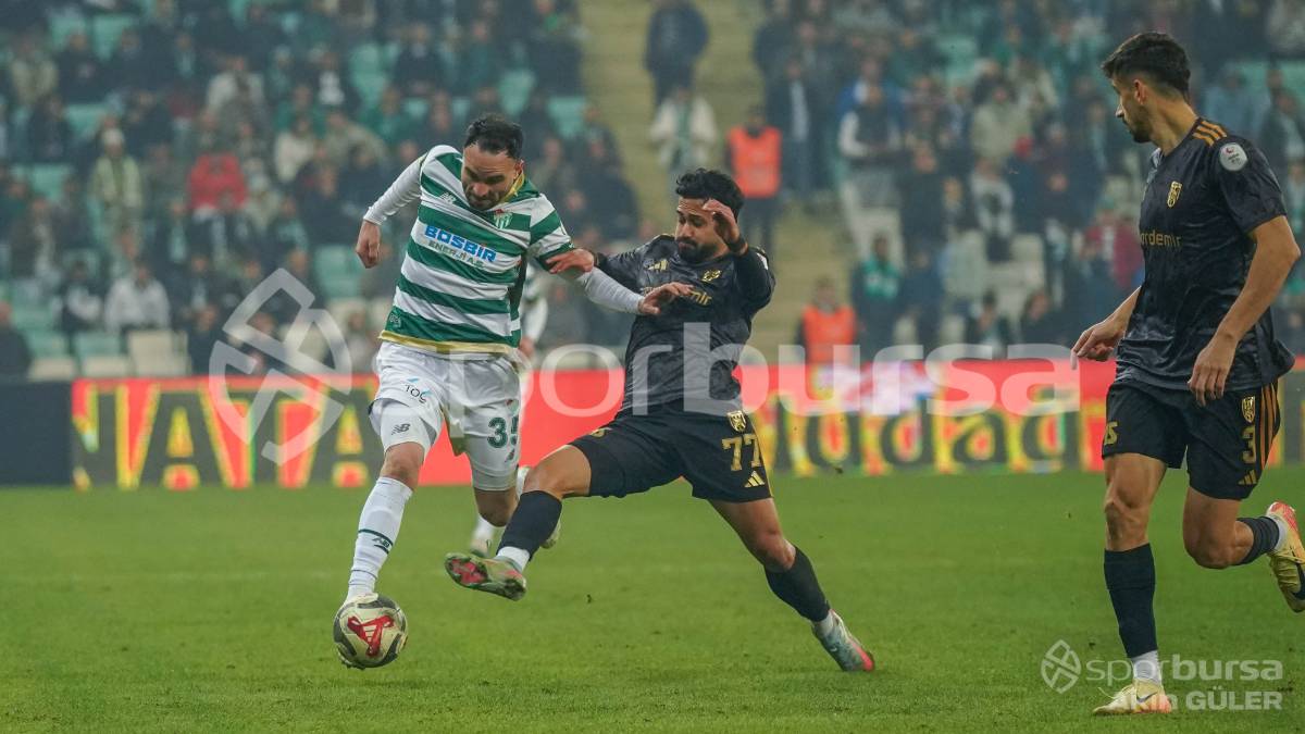 BURSASPOR - ALİAĞA FK MAÇ FOTOĞRAFLARI