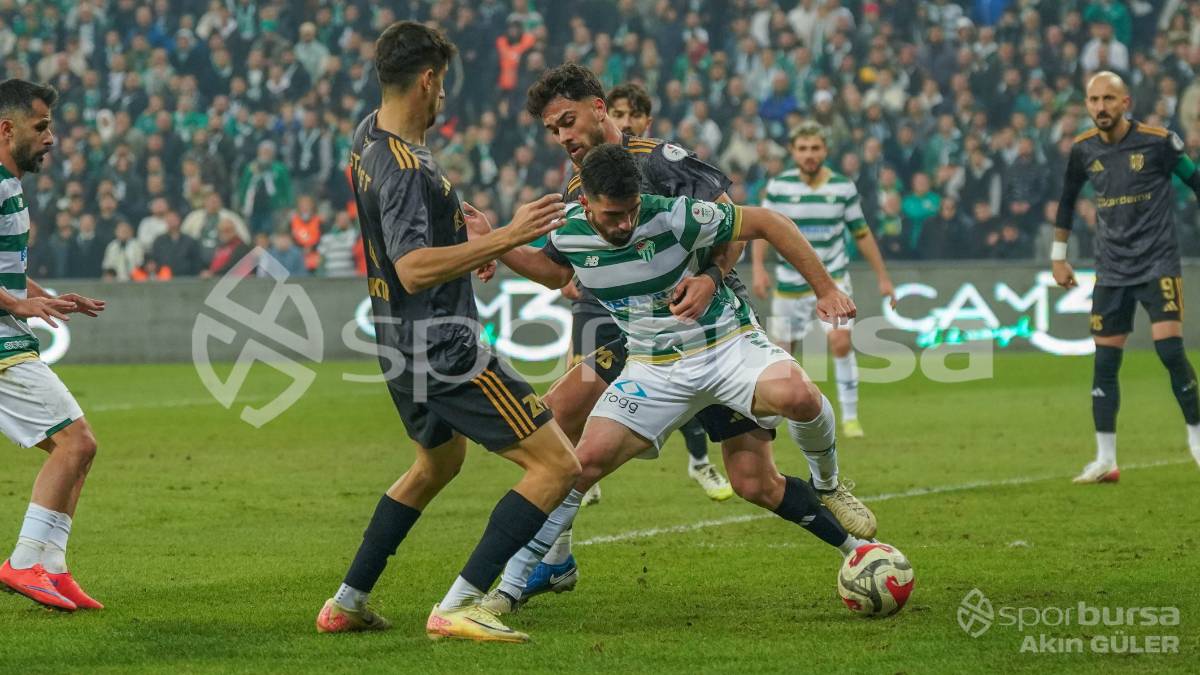 BURSASPOR - ALİAĞA FK MAÇ FOTOĞRAFLARI