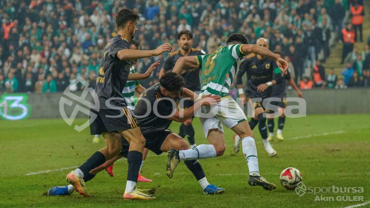 BURSASPOR - ALİAĞA FK MAÇ FOTOĞRAFLARI