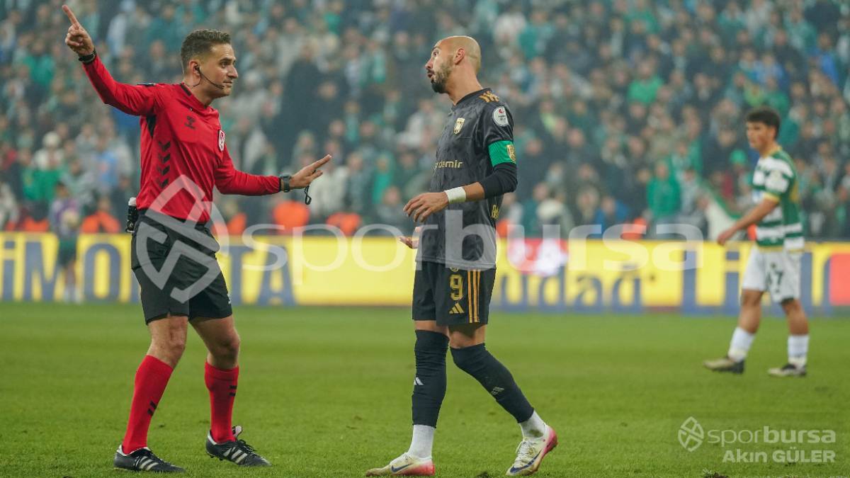 BURSASPOR - ALİAĞA FK MAÇ FOTOĞRAFLARI