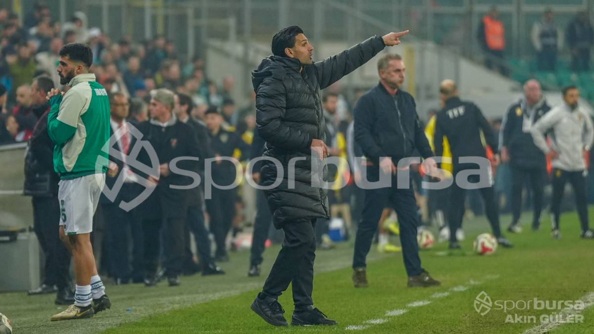 BURSASPOR - ALİAĞA FK MAÇ FOTOĞRAFLARI