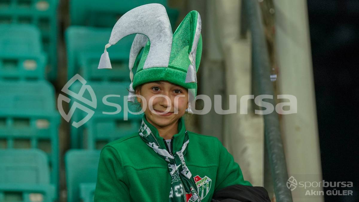 BURSASPOR - ALİAĞA FK MAÇ FOTOĞRAFLARI