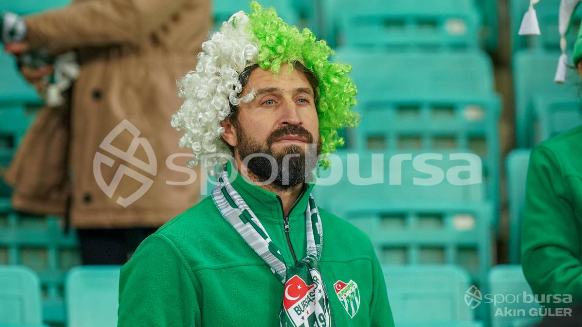 BURSASPOR - ALİAĞA FK MAÇ FOTOĞRAFLARI