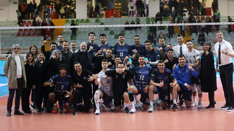 Büyükşehir Belediyespor Fenerbahçe önünde