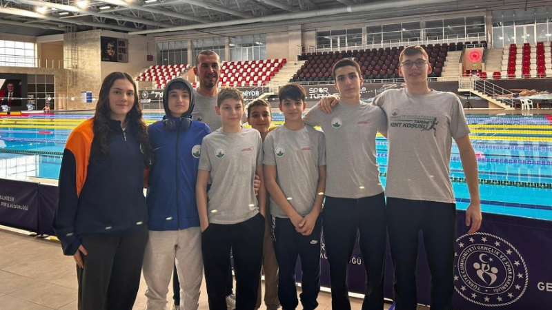 Yüzmede Osmangazi farkı