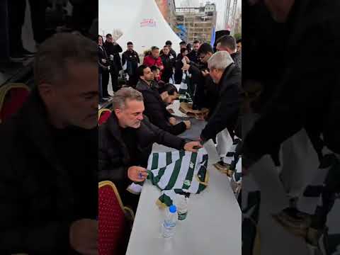 Merinos'ta Bursaspor coşkusu tavan yaptı! 🐊 #bursaspor #sporbursatr