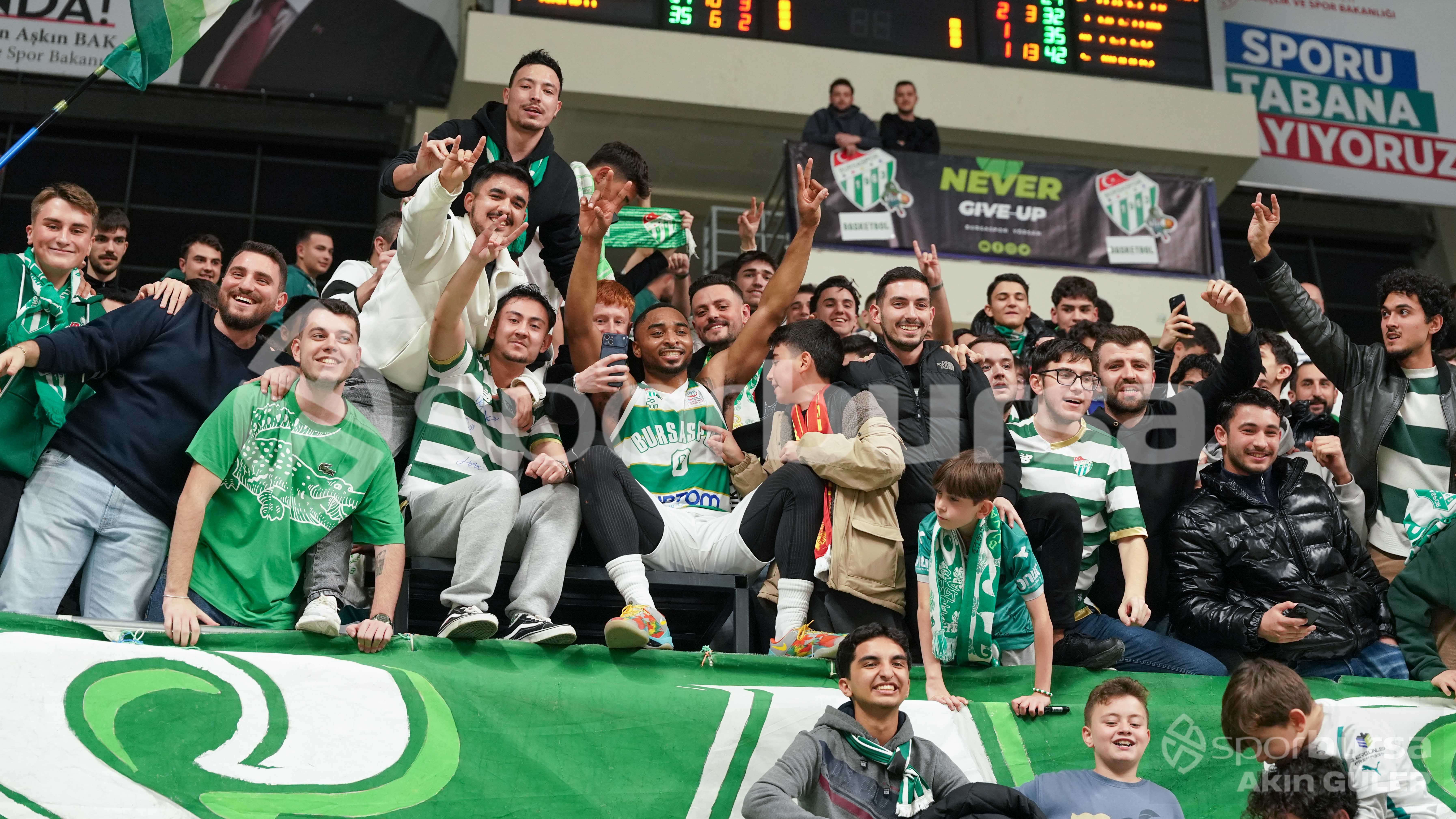BURSASPOR - KARŞIYAKA BASKETBOL MAÇI FOTOĞRAFLARI