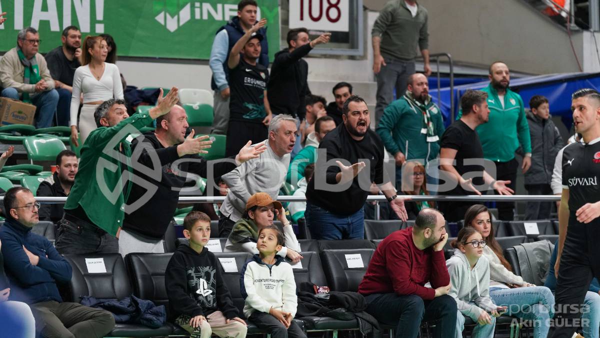 BURSASPOR - KARŞIYAKA BASKETBOL MAÇI FOTOĞRAFLARI