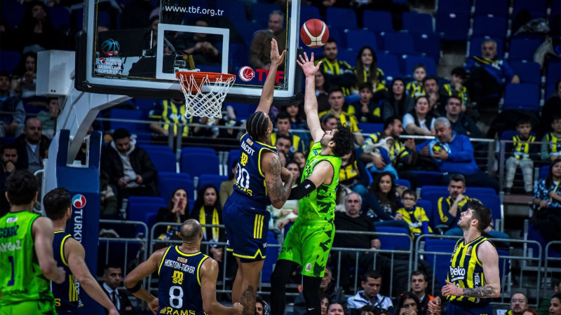 Tofaş, Fenerbahçe’ye rövanşı verdi