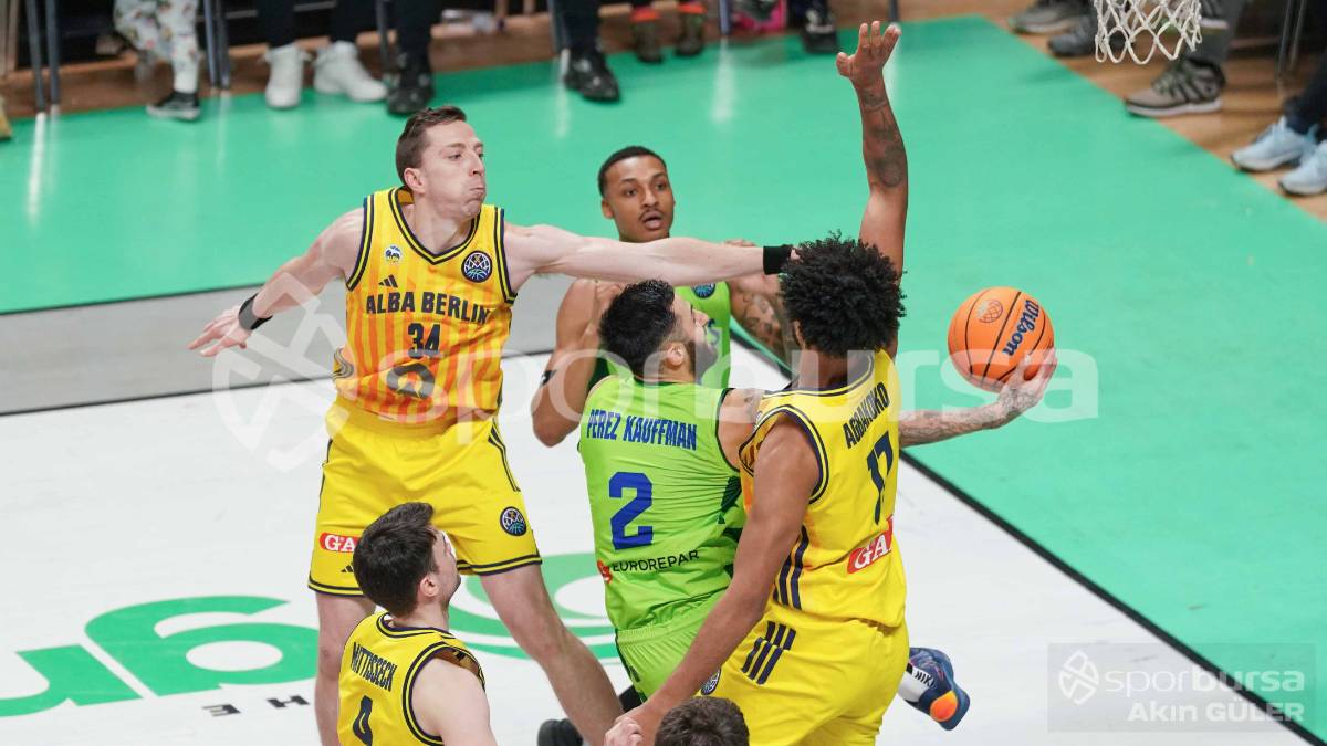 TOFAŞ - ALBA BERLİN MAÇI FOTOĞRAFLARI