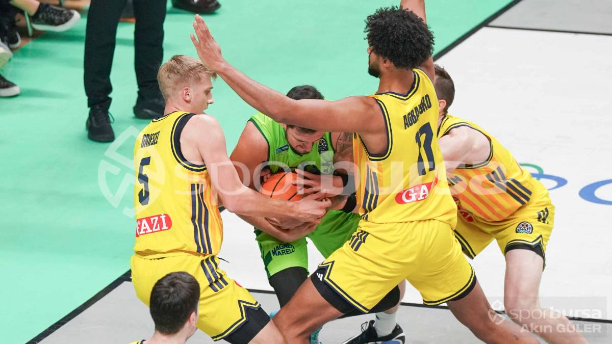 TOFAŞ - ALBA BERLİN MAÇI FOTOĞRAFLARI