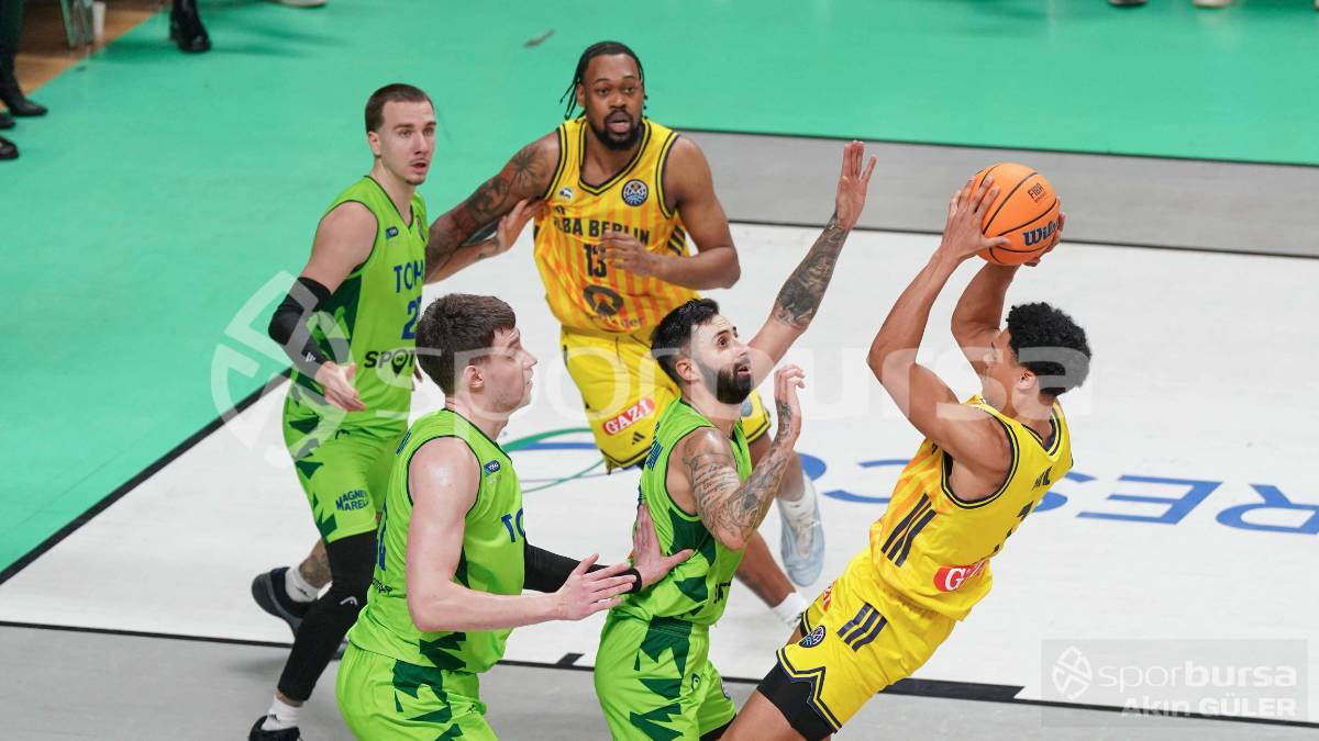 TOFAŞ - ALBA BERLİN MAÇI FOTOĞRAFLARI