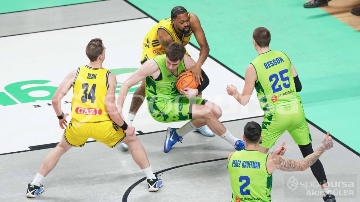 TOFAŞ - ALBA BERLİN MAÇI FOTOĞRAFLARI