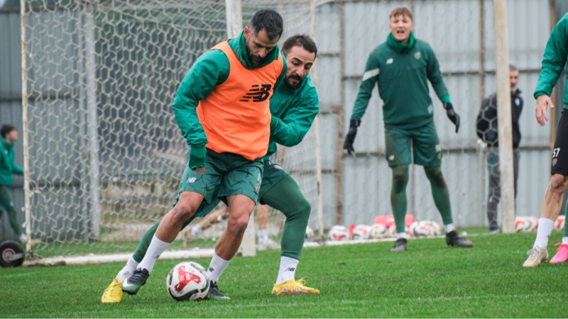 Bursaspor’da çifte sevinç