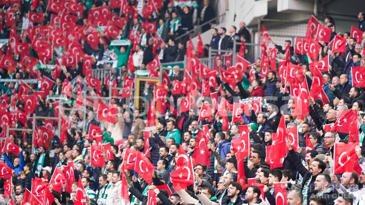 BURSASPOR - YENİ MERSİN İDMAN YURDU MAÇI FOTOĞRAFLARI
