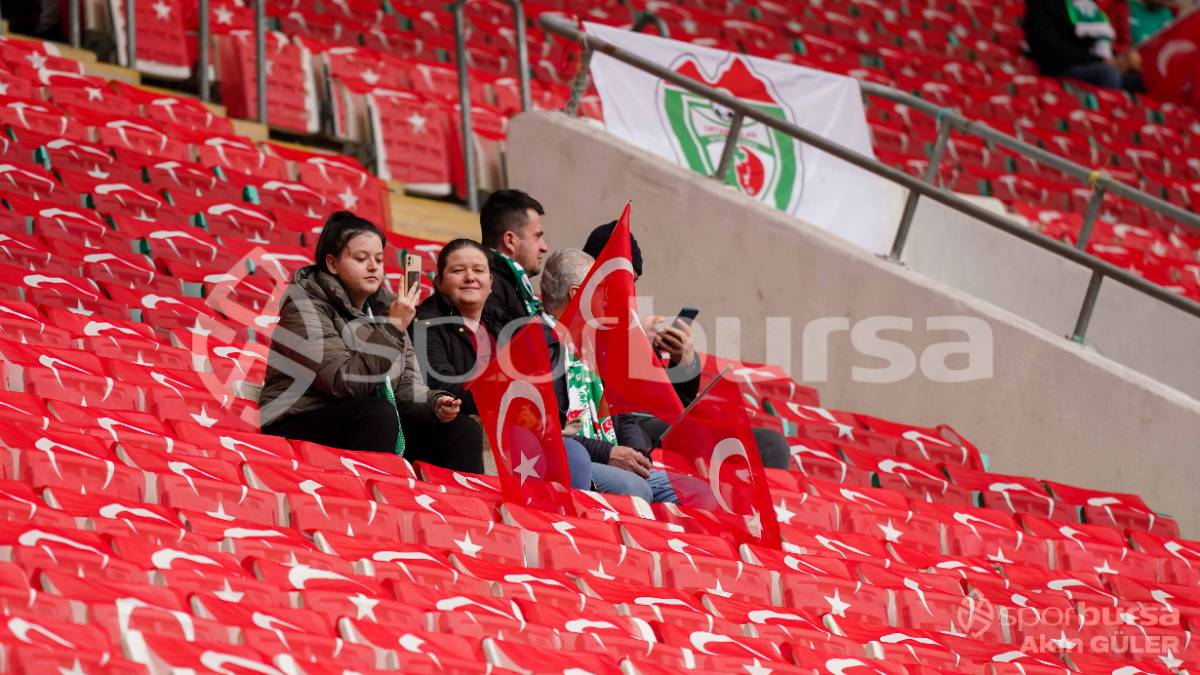 BURSASPOR - YENİ MERSİN İDMAN YURDU MAÇI FOTOĞRAFLARI