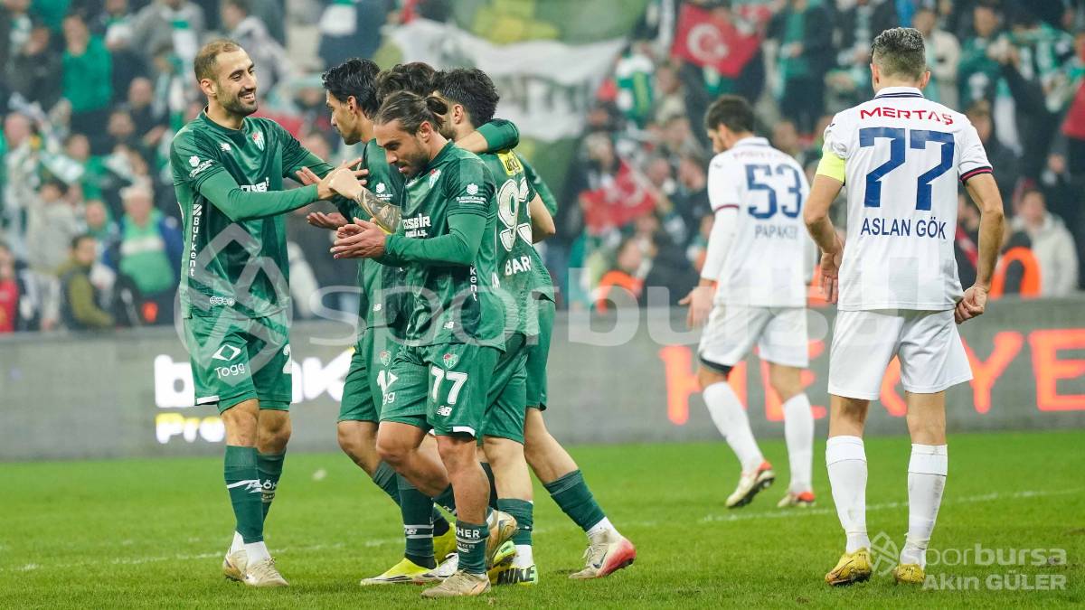 BURSASPOR - YENİ MERSİN İDMAN YURDU MAÇI FOTOĞRAFLARI