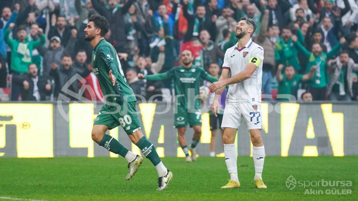 BURSASPOR - YENİ MERSİN İDMAN YURDU MAÇI FOTOĞRAFLARI