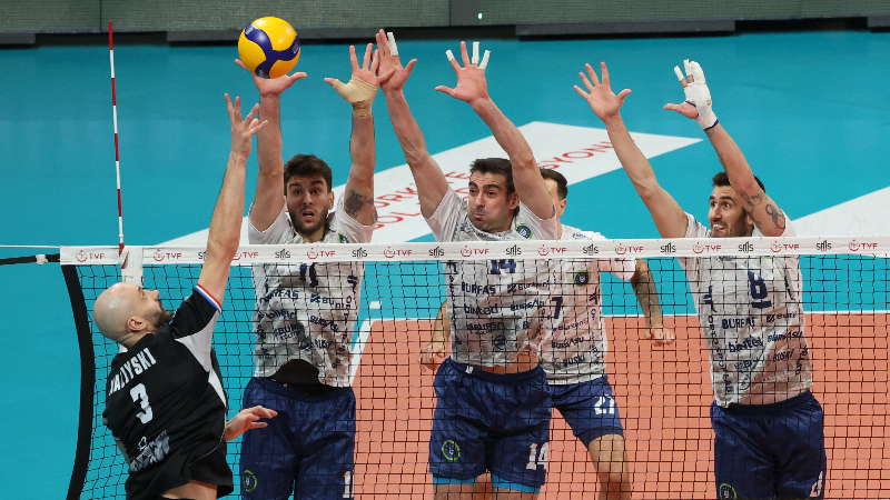 Büyükşehir Belediyespor evinde durdu!